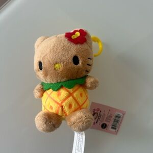 Tan Hello Kitty Hawaii Exclusive Pineapple Plush Keychain